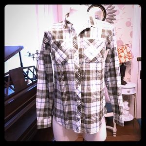 Like new Eddie Bauer shirt XS. Very nice plaid